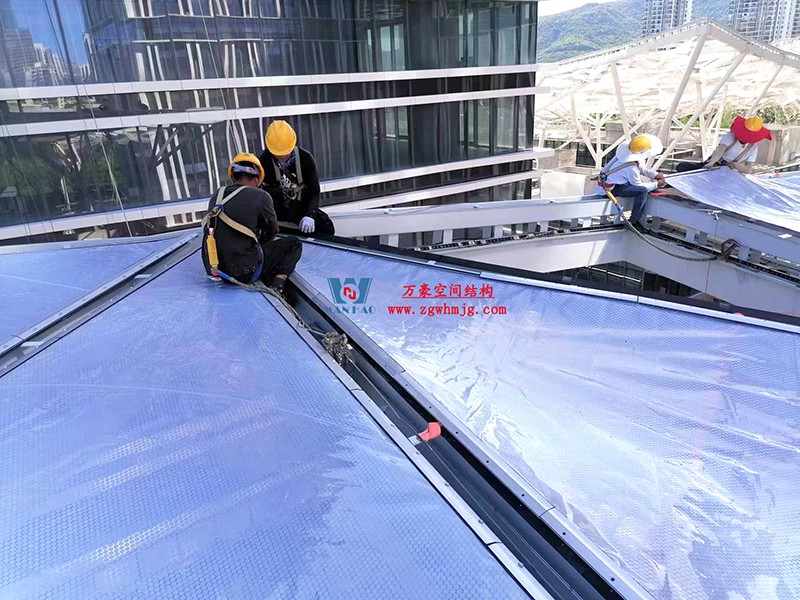 縱使烈日炎炎,腳步從未止歇!海南這個ETFE氣枕膜項目施工進度有最新消息 縱使烈日炎炎,腳步從未止歇!海南這個ETFE氣枕膜項目施工進度有最新消息